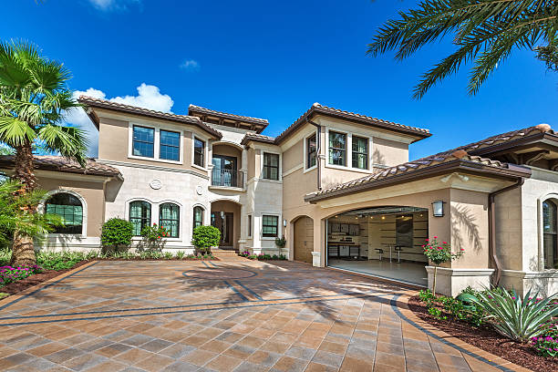 Best Driveway Pavers Contractor  in Middlefield, OH